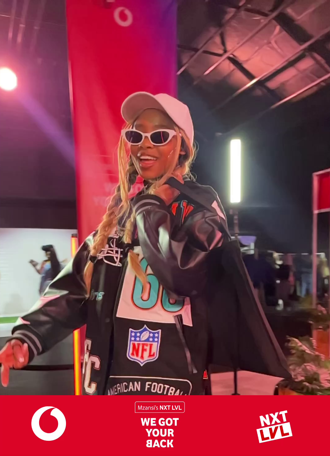 About 7 Spinning booth